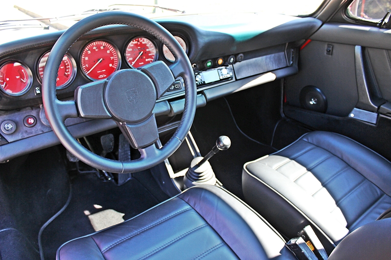 1976 Porsche 911 Targa 2.7 165HP. 4 Speed.