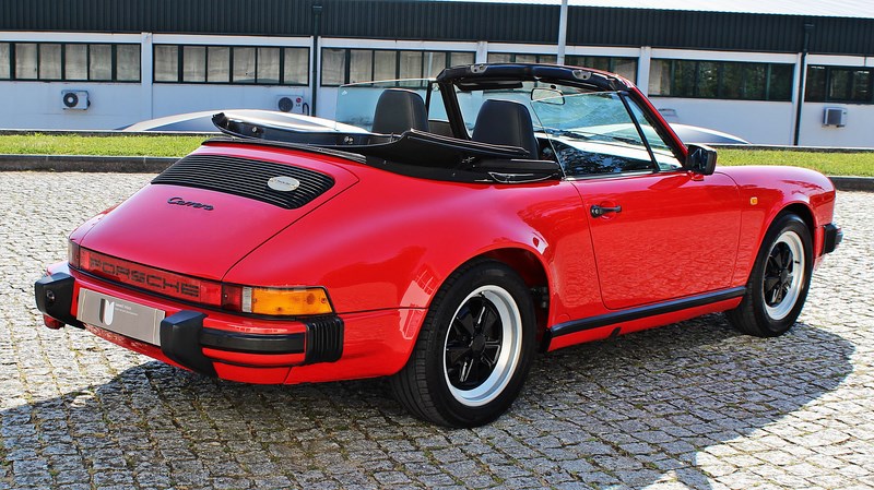 1986 Porsche 911 Carrera 3.2 Cabriolet