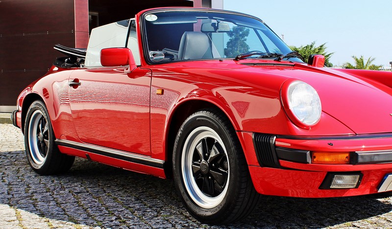 1986 Porsche 911 Carrera 3.2 Cabriolet