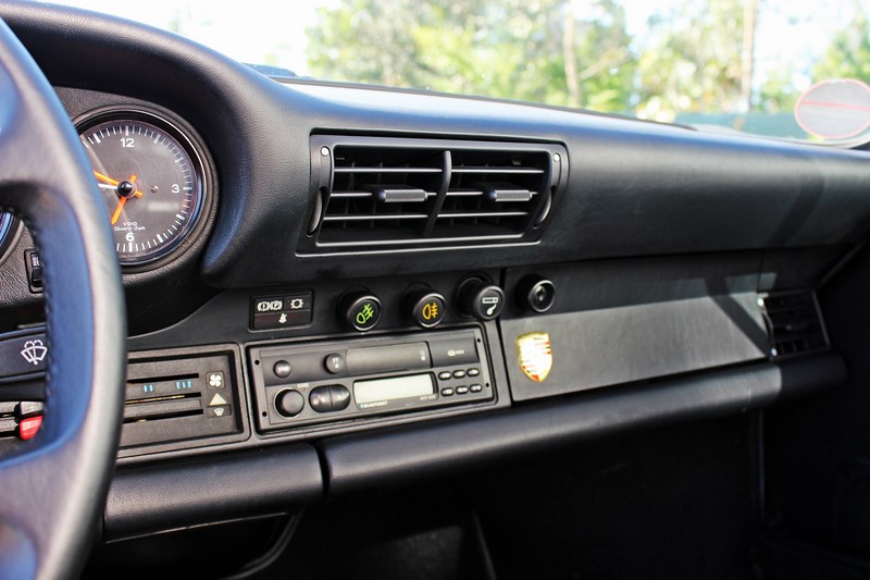 1986 Porsche 911 Carrera 3.2 Cabriolet