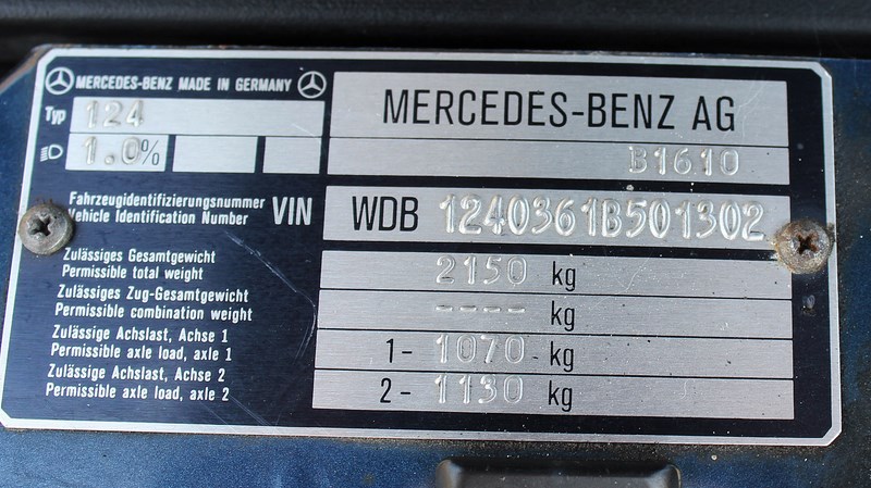 Mercedes-Benz W124 500E